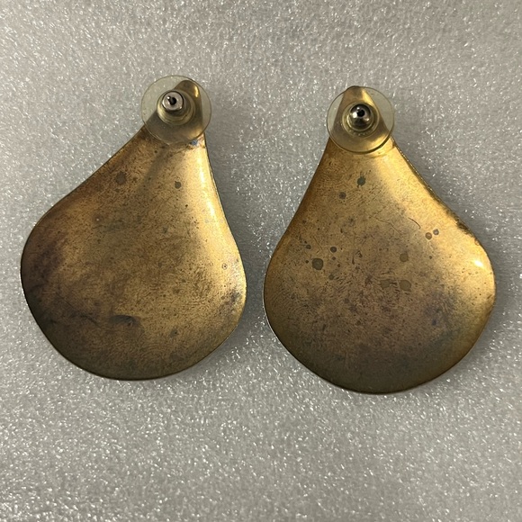 Earrings - Picture 2 of 6